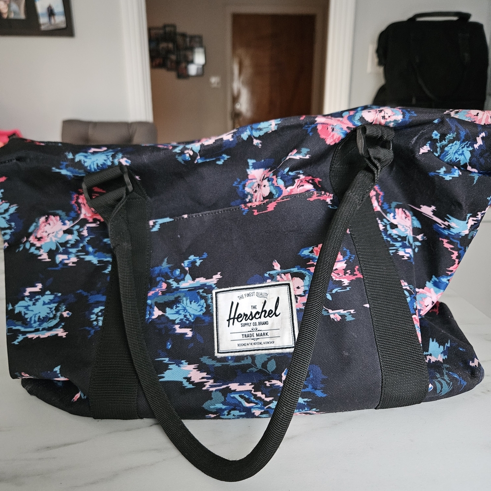 Herschel Supply Company Women's Floral Tote Bag - Black and Blue With Pink